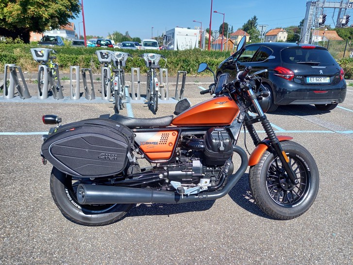 Moto Guzzi V9 850 Bobber Sport Moto Guzzi Moto Guzzi V9 850 Bobber Sport