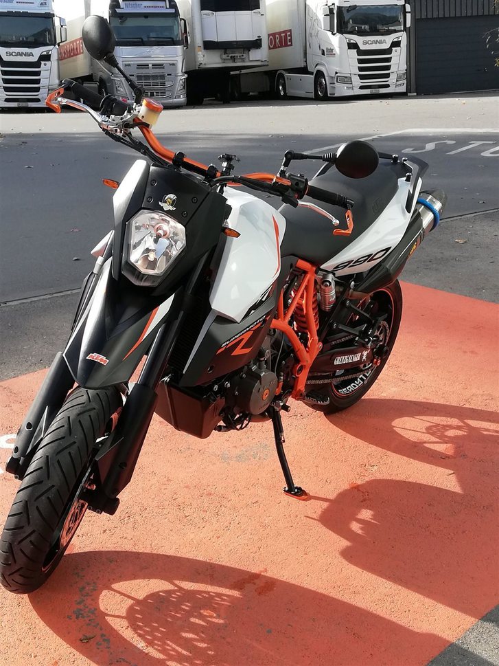 KTM 990 Supermoto R KTM KTM 990 Supermoto R