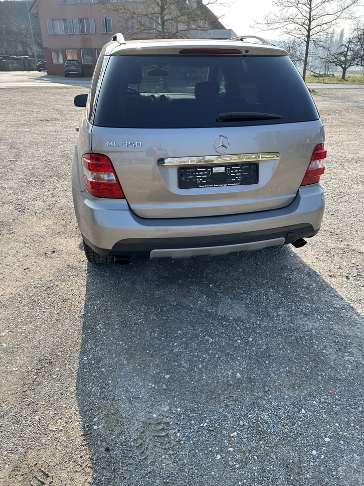 Mercedes-Benz M-Klasse W164 ML 350 V6 Mercedes-Benz Mercedes-Benz M-Klasse W164 ML 350 V6