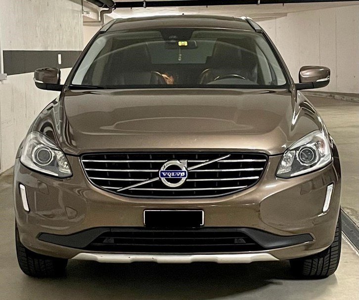 Volvo XC60 2.4 D5 Summum AWD Volvo Volvo XC60 2.4 D5 Summum AWD