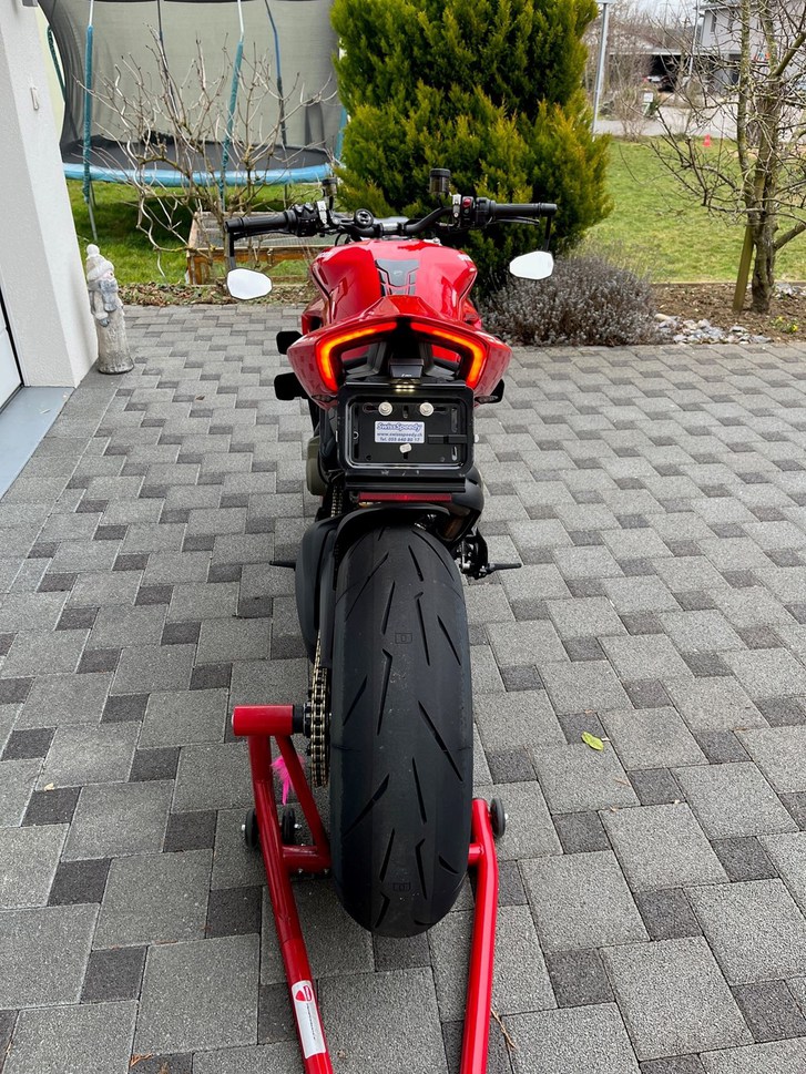 Ducati 1100 Streetfighter V4 S ABS