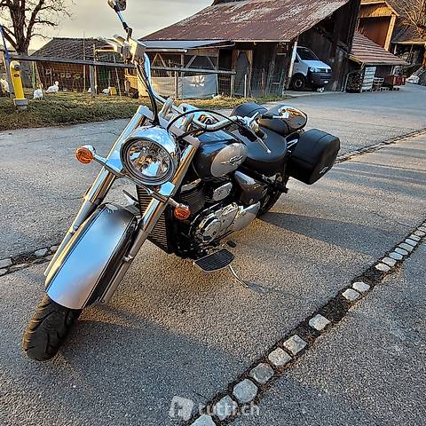 SUZUKI VL800CUE Intruder SUZUKI SUZUKI VL800CUE Intruder