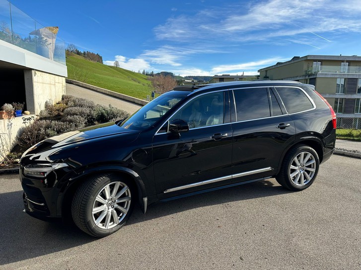 Volvo XC90 2.0 T8 TE R-Design 7P. AWD Volvo Volvo XC90 2.0 T8 TE R-Design 7P. AWD