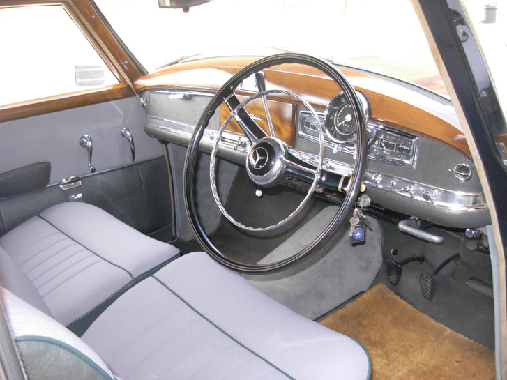 Mercedes-Benz 300 Adenauer Mercedes-Benz Mercedes-Benz 300 Adenauer