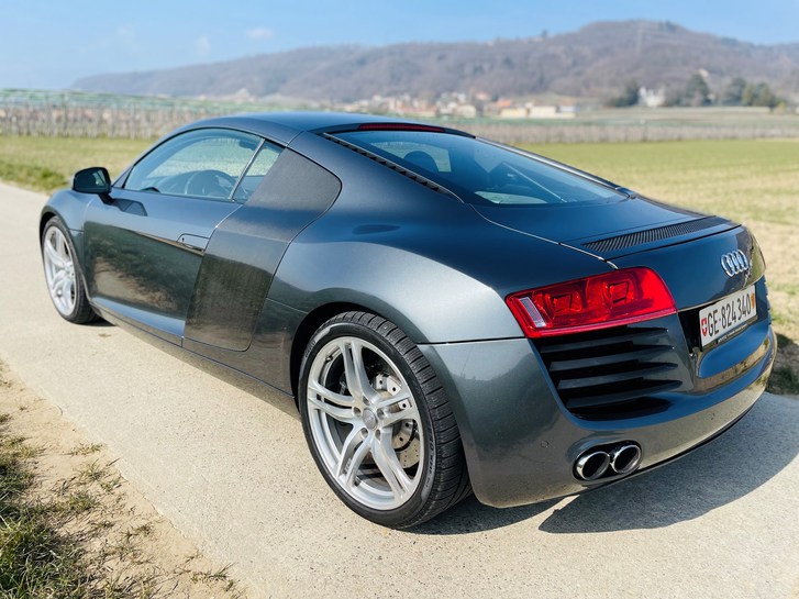 Audi R8 Coupé 4.2 FSI V8 quattro R-Tronic Audi Audi R8 Coupé 4.2 FSI V8 quattro R-Tronic