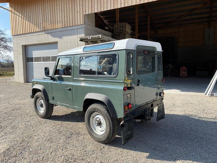 Land Rover Defender 90 2.4 Tdi SW Land Rover Land Rover Defender 90 2.4 Tdi SW