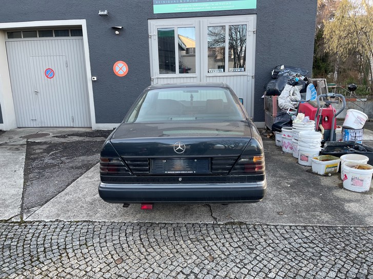 Mercedes-Benz C124 Coupé 230 CE Mercedes-Benz Mercedes-Benz C124 Coupé 230 CE