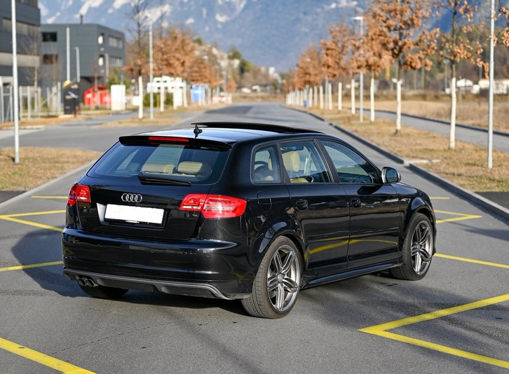 Audi S3 Sportback 2.0 T FSI quattro S-Tronic Audi Audi S3 Sportback 2.0 T FSI quattro S-Tronic
