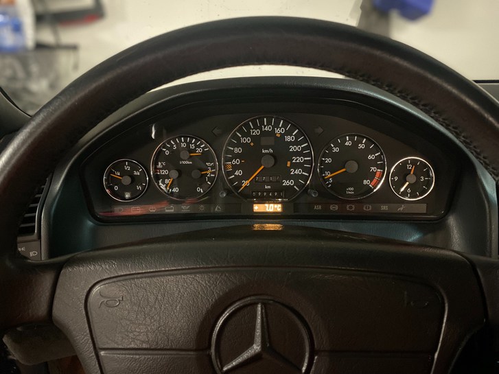 Mercedes-Benz SL-Klasse R129 Cabriolet 300 SL-24 Mercedes-Benz Mercedes-Benz SL-Klasse R129 Cabriolet 300 SL-24