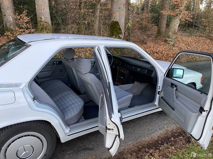 Mercedes-Benz W201 190 E 2.3 Mercedes-Benz Mercedes-Benz W201 190 E 2.3