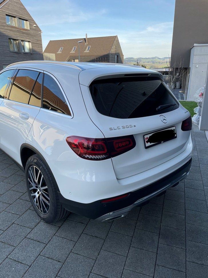 Mercedes-Benz GLC-Klasse X253 GLC 300 e 4m Mercedes-Benz Mercedes-Benz GLC-Klasse X253 GLC 300 e 4m