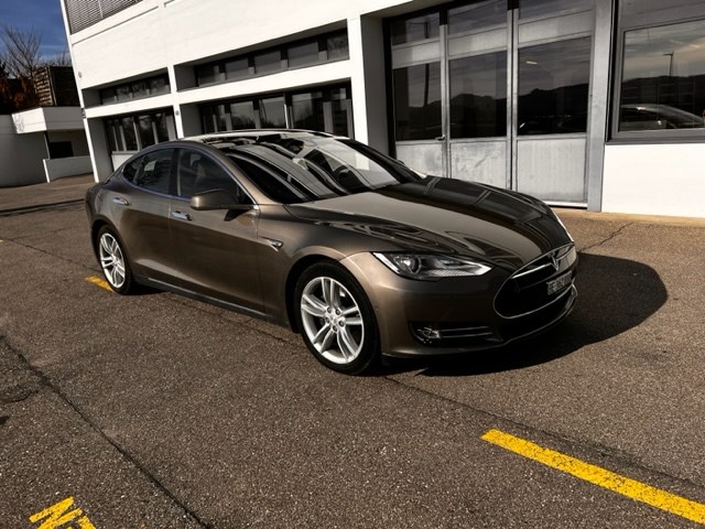 Tesla Model S 85 D Tesla Tesla Model S 85 D