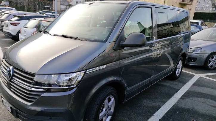 VW T6 Multivan 2.0 TDI Trendline DSG (Bus) VW VW T6 Multivan 2.0 TDI Trendline DSG (Bus)