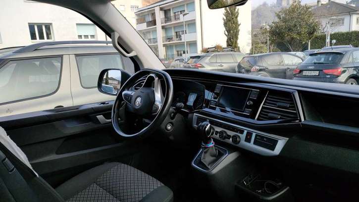 VW T6 Multivan 2.0 TDI Trendline DSG (Bus) VW VW T6 Multivan 2.0 TDI Trendline DSG (Bus)