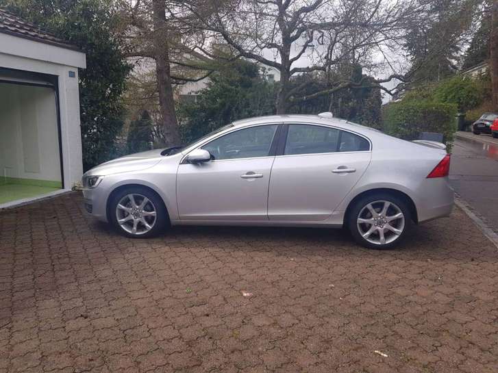 Volvo S60 3.0 T6 Momentum AWD Volvo Volvo S60 3.0 T6 Momentum AWD