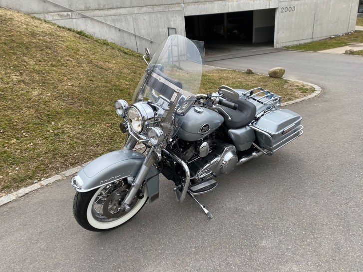 Harley-Davidson FLHRC 1584 Road King Classic ABS Harley-Davidson Harley-Davidson FLHRC 1584 Road King Classic ABS