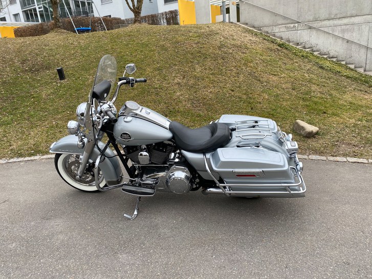 Harley-Davidson FLHRC 1584 Road King Classic ABS Harley-Davidson Harley-Davidson FLHRC 1584 Road King Classic ABS