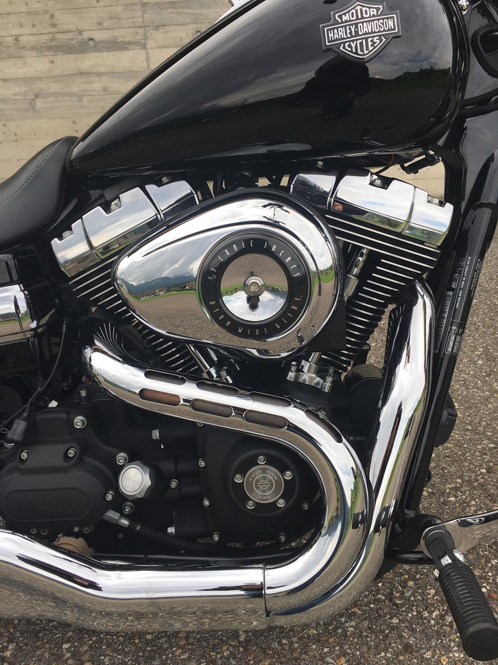 Harley-Davidson FXDWG 1584 Dyna Wide Glide Harley-Davidson Harley-Davidson FXDWG 1584 Dyna Wide Glide