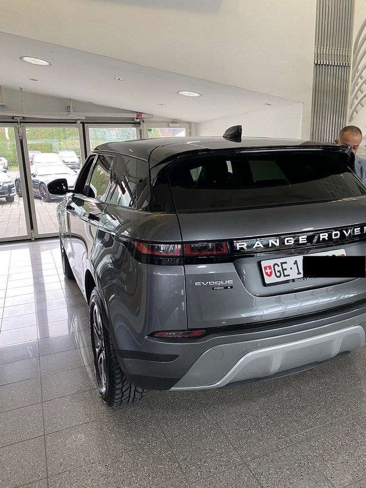 Land Rover Range Rover Evoque 2.0 T R-Dynamic SE Land Rover Land Rover Range Rover Evoque 2.0 T R-Dynamic SE