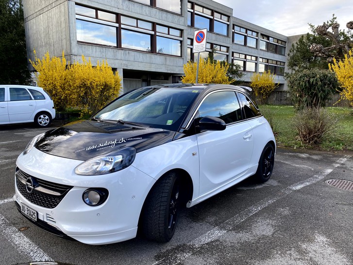 Opel Adam 1.4i Turbo S Black Jack S/S Opel Opel Adam 1.4i Turbo S Black Jack S/S