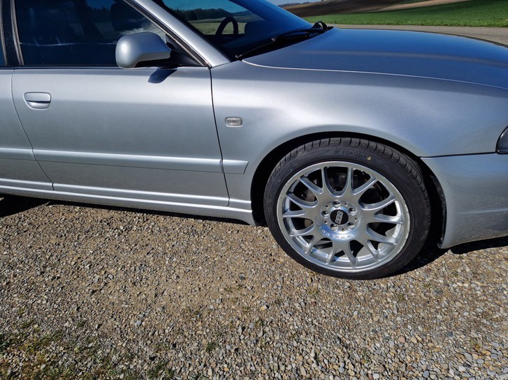 Audi S4 Avant 2.7 V6 Biturbo quattro Audi Audi S4 Avant 2.7 V6 Biturbo quattro