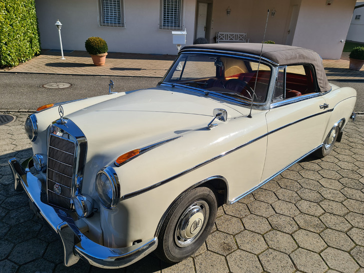 Mercedes-Benz 220 S  Ponton Cabrio