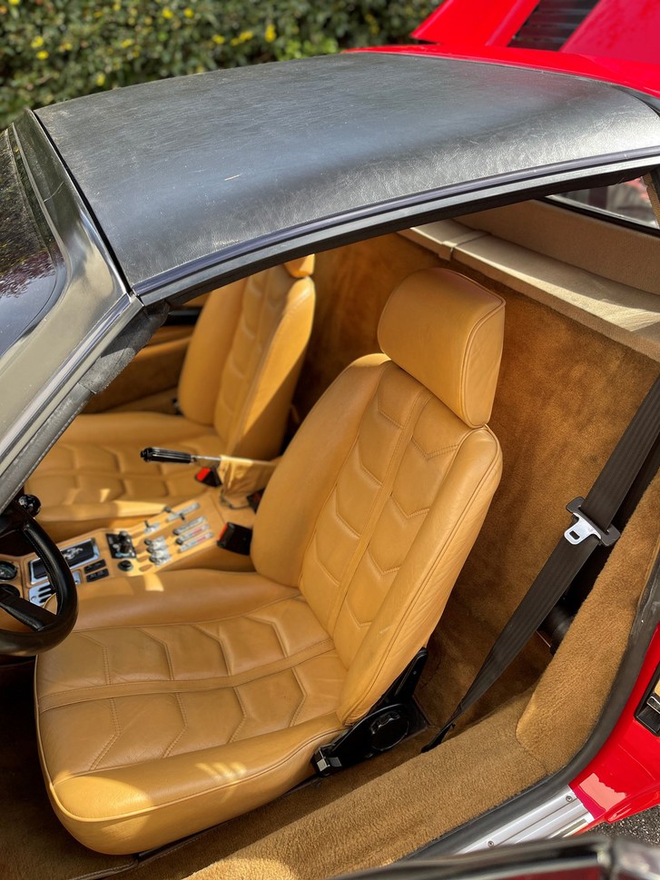 Ferrari 308 GTS Quattrovalvole (Cabriolet) Ferrari Ferrari 308 GTS Quattrovalvole (Cabriolet)
