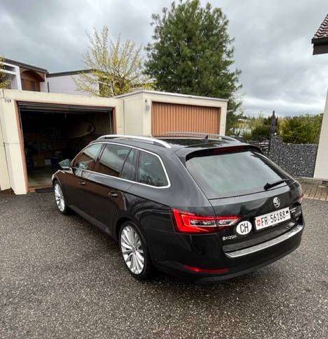 Skoda Superb Combi 2.0 TDI 190 Style 4x4 DSG Skoda Skoda Superb Combi 2.0 TDI 190 Style 4x4 DSG