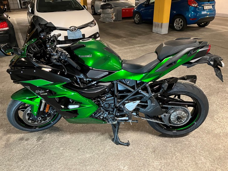 Kawasaki Ninja H2 SX SE ABS Kawasaki Kawasaki Ninja H2 SX SE ABS