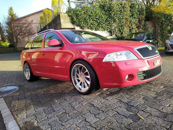 Skoda Octavia Combi 2.0 TFSI 200 RS DSG Skoda Skoda Octavia Combi 2.0 TFSI 200 RS DSG
