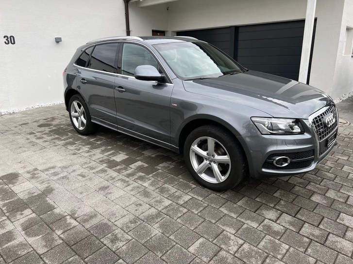 Audi Q5 2.0 TFSI quattro T-Tronic Audi Audi Q5 2.0 TFSI quattro T-Tronic