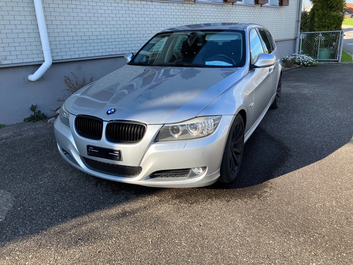 BMW 3er Reihe E91 Touring 330d xDrive BMW BMW 3er Reihe E91 Touring 330d xDrive