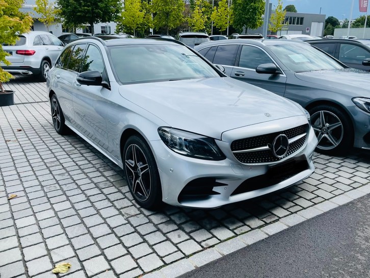 Mercedes-Benz C-Klasse S205 Kombi C 220 d Swiss Star AMG Line 4m Mercedes-Benz Mercedes-Benz C-Klasse S205 Kombi C 220 d Swiss Star AMG Line 4m