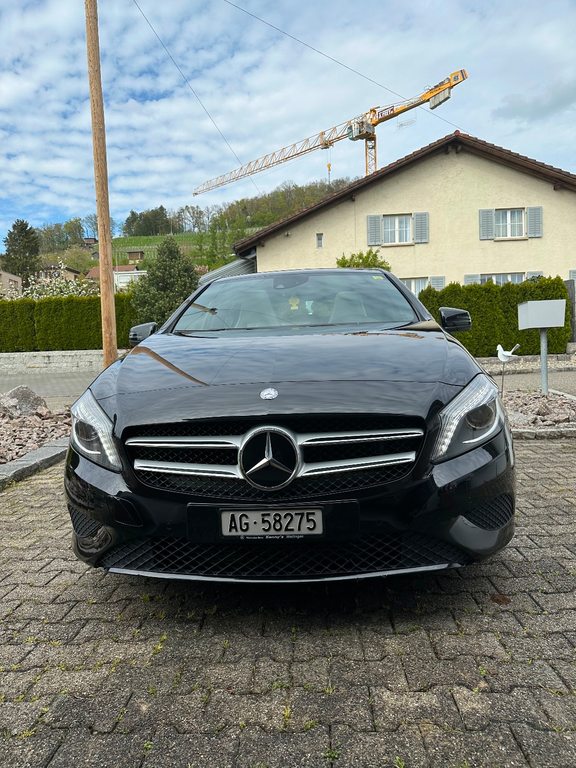 Mercedes-Benz A-Klasse W176 A 200 Mercedes-Benz Mercedes-Benz A-Klasse W176 A 200