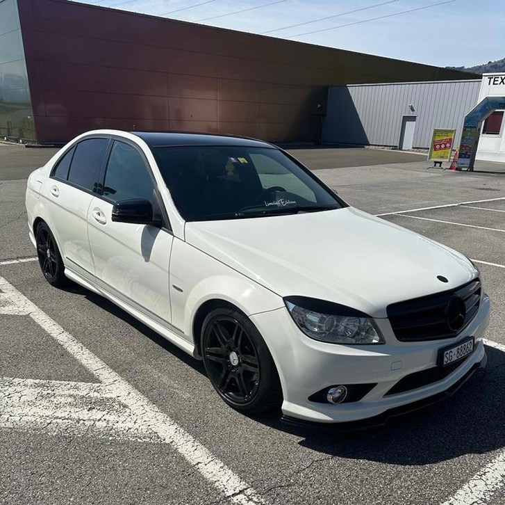 Mercedes-Benz C-Klasse W204 C 180 Kompressor Mercedes-Benz Mercedes-Benz C-Klasse W204 C 180 Kompressor