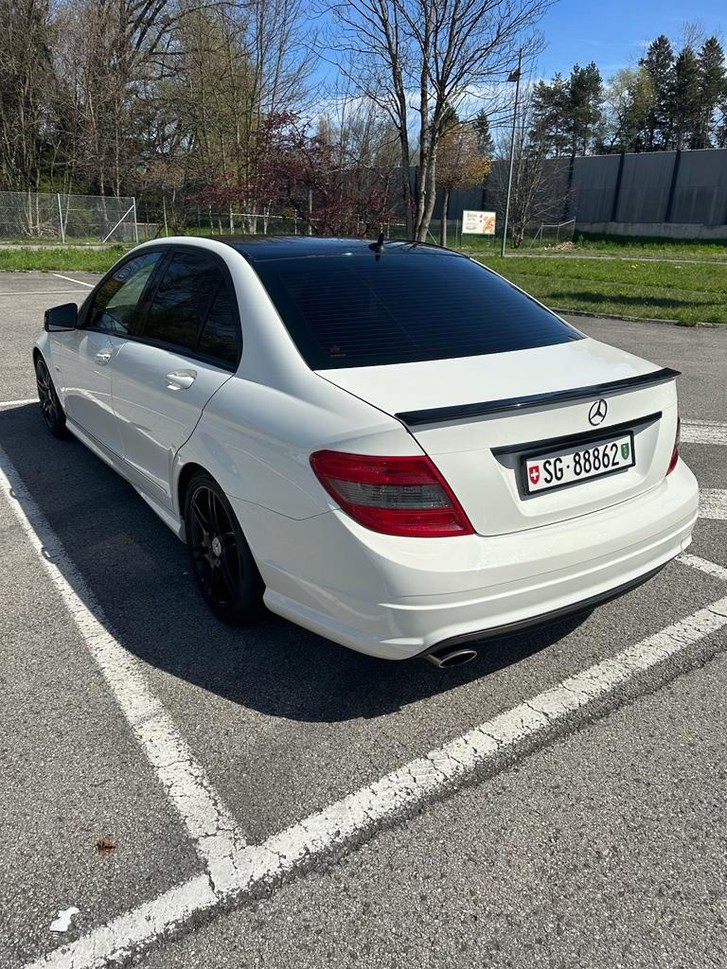 Mercedes-Benz C-Klasse W204 C 180 Kompressor Mercedes-Benz Mercedes-Benz C-Klasse W204 C 180 Kompressor