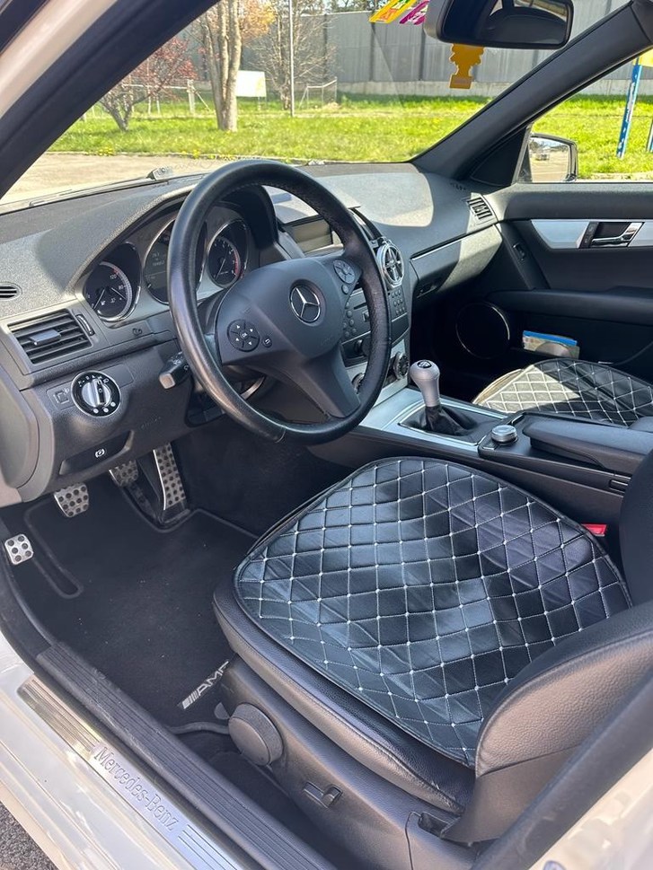 Mercedes-Benz C-Klasse W204 C 180 Kompressor Mercedes-Benz Mercedes-Benz C-Klasse W204 C 180 Kompressor