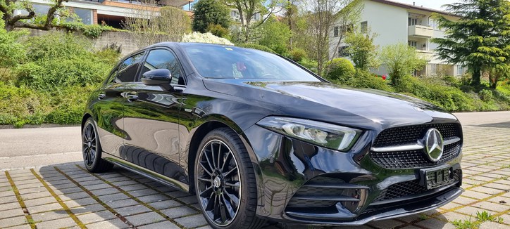 Mercedes-Benz A-Klasse W177 A 250 AMG Line 4m Mercedes-Benz Mercedes-Benz A-Klasse W177 A 250 AMG Line 4m