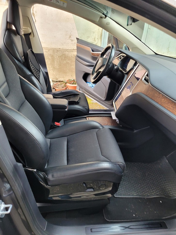 Tesla Model X 90 D Tesla Tesla Model X 90 D