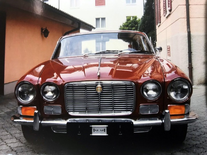 Jaguar XJ-6 4.2 Swiss Jaguar Jaguar XJ-6 4.2 Swiss