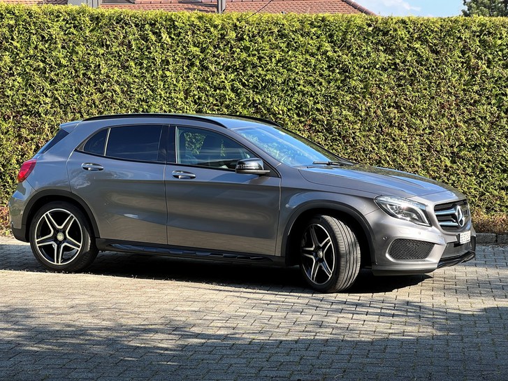 Mercedes-Benz GLA-Klasse X156 GLA 250 Style 4m Mercedes-Benz Mercedes-Benz GLA-Klasse X156 GLA 250 Style 4m