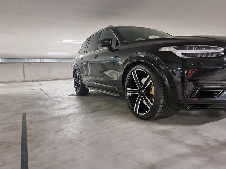 Volvo XC90 2.0 T8 TE R-Design 7P. AWD Volvo Volvo XC90 2.0 T8 TE R-Design 7P. AWD
