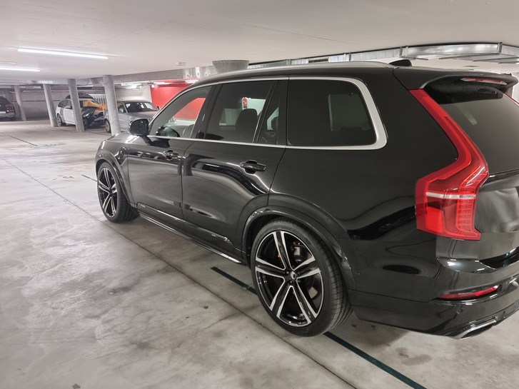 Volvo XC90 2.0 T8 TE R-Design 7P. AWD Volvo Volvo XC90 2.0 T8 TE R-Design 7P. AWD