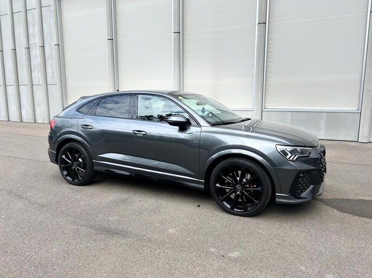 Audi RS Q3 Sportback 2.5 TFSI quattro S-Tronic Audi Audi RS Q3 Sportback 2.5 TFSI quattro S-Tronic