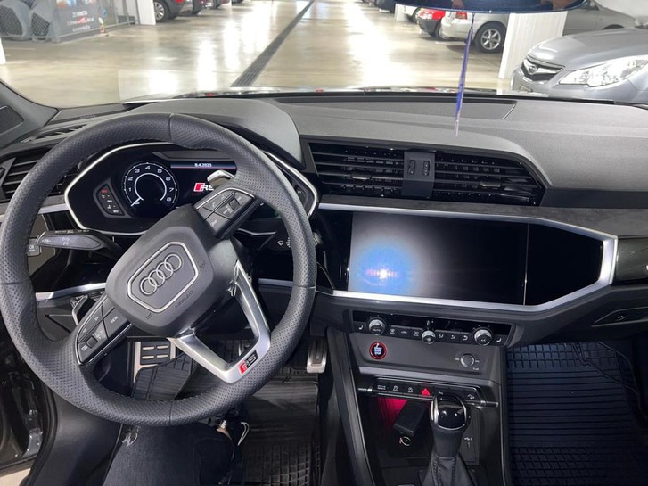 Audi RS Q3 Sportback 2.5 TFSI quattro S-Tronic Audi Audi RS Q3 Sportback 2.5 TFSI quattro S-Tronic
