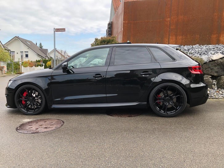 Audi RS3 Sportback 2.5 T FSI quattro S-Tronic Audi Audi RS3 Sportback 2.5 T FSI quattro S-Tronic