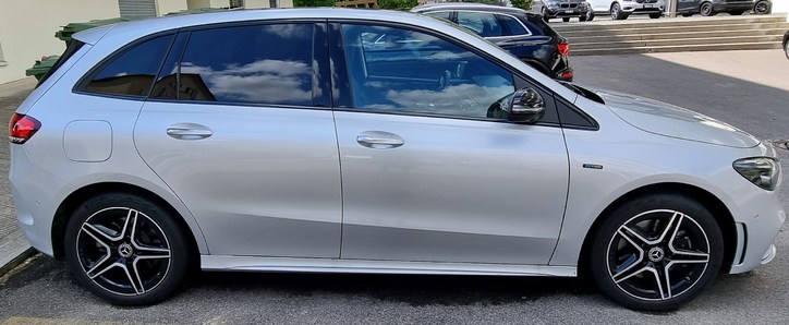 Mercedes-Benz B-Klasse W247 B 250 e AMG Line