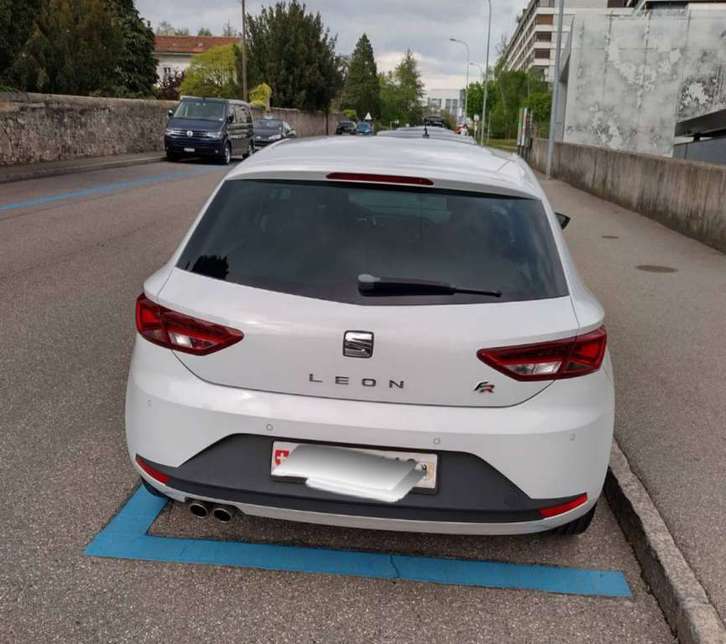 SEAT Leon 1.4 TSI 140 FR SEAT SEAT Leon 1.4 TSI 140 FR