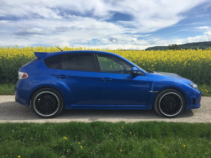 Subaru Impreza Wagon 2.5 T WRX STI