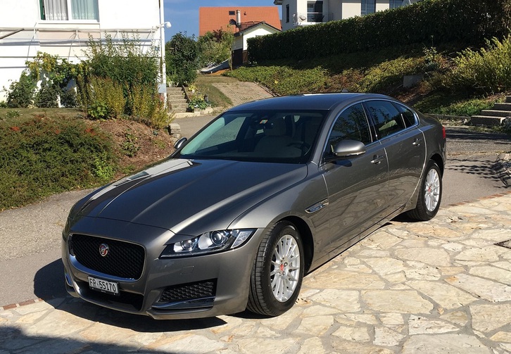 Jaguar XF 2.0 T 250 Prestige Jaguar Jaguar XF 2.0 T 250 Prestige